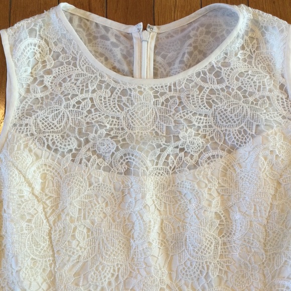 White House Black Market Lace Sheath Dress Size 10 - Picture 4 of 10